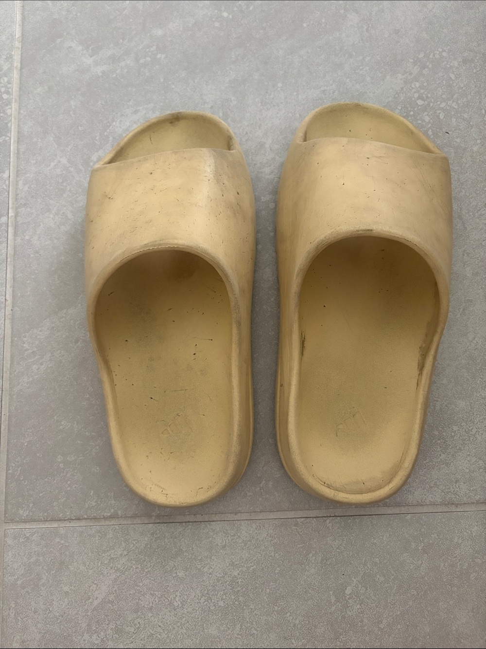 Yeezy Women's Slide Sandals in Beige - Classic Comfort